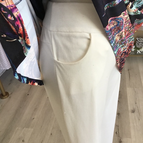 white pants - Picture 3 of 5